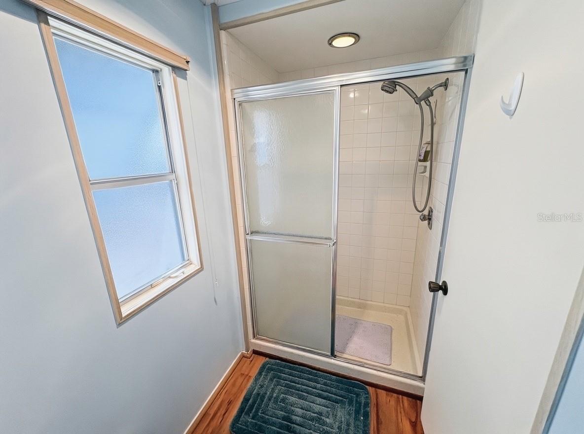 CONTINENTAL CAMPER RESS INC - Residential