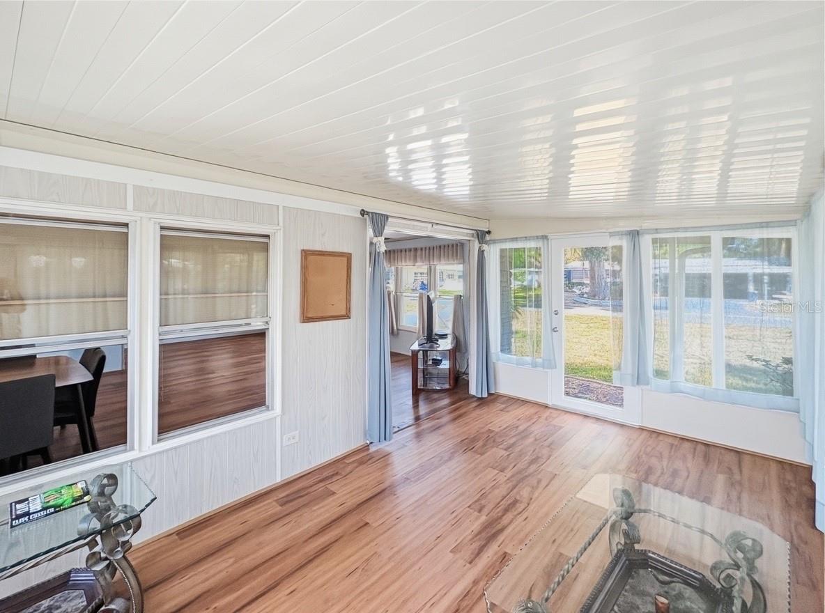 CONTINENTAL CAMPER RESS INC - Residential