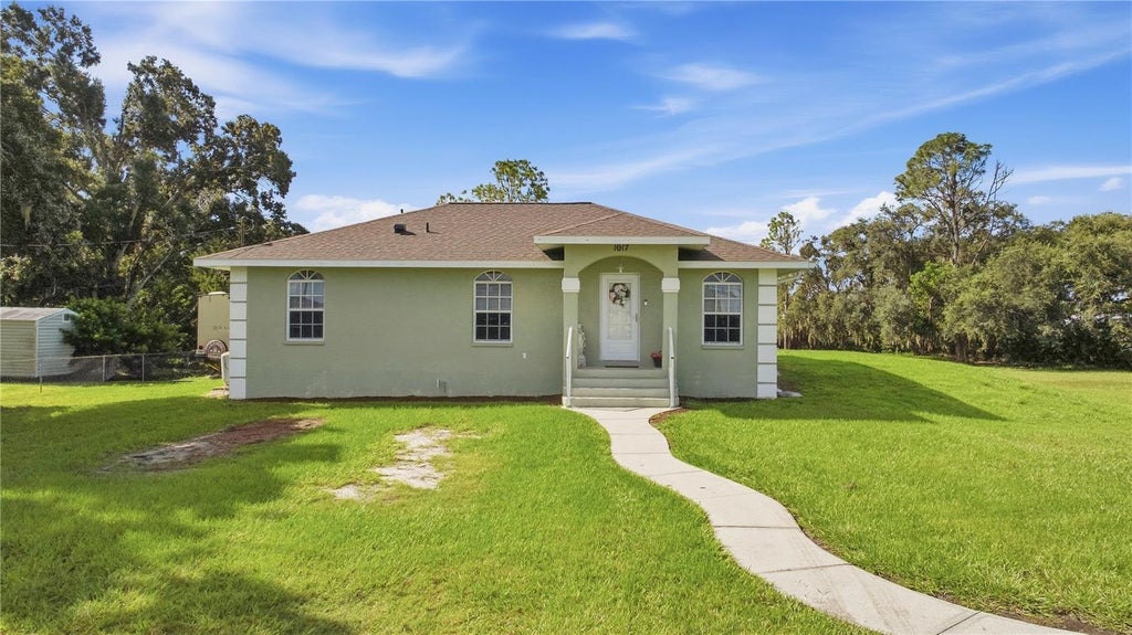 Photo of 1017 77th Street E, Palmetto, FL 34221 (MLS # A4706087)