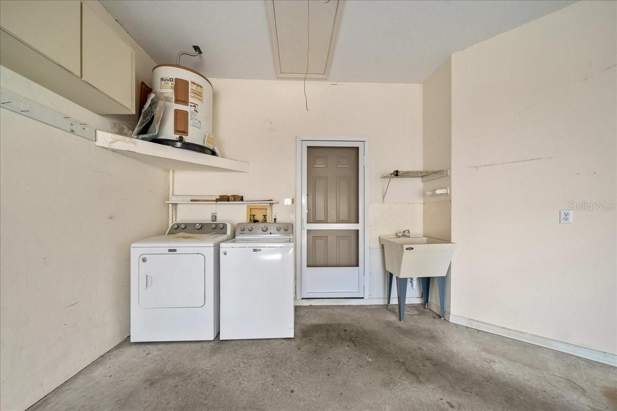 ROYAL OAKS FIRST ADD - Residential