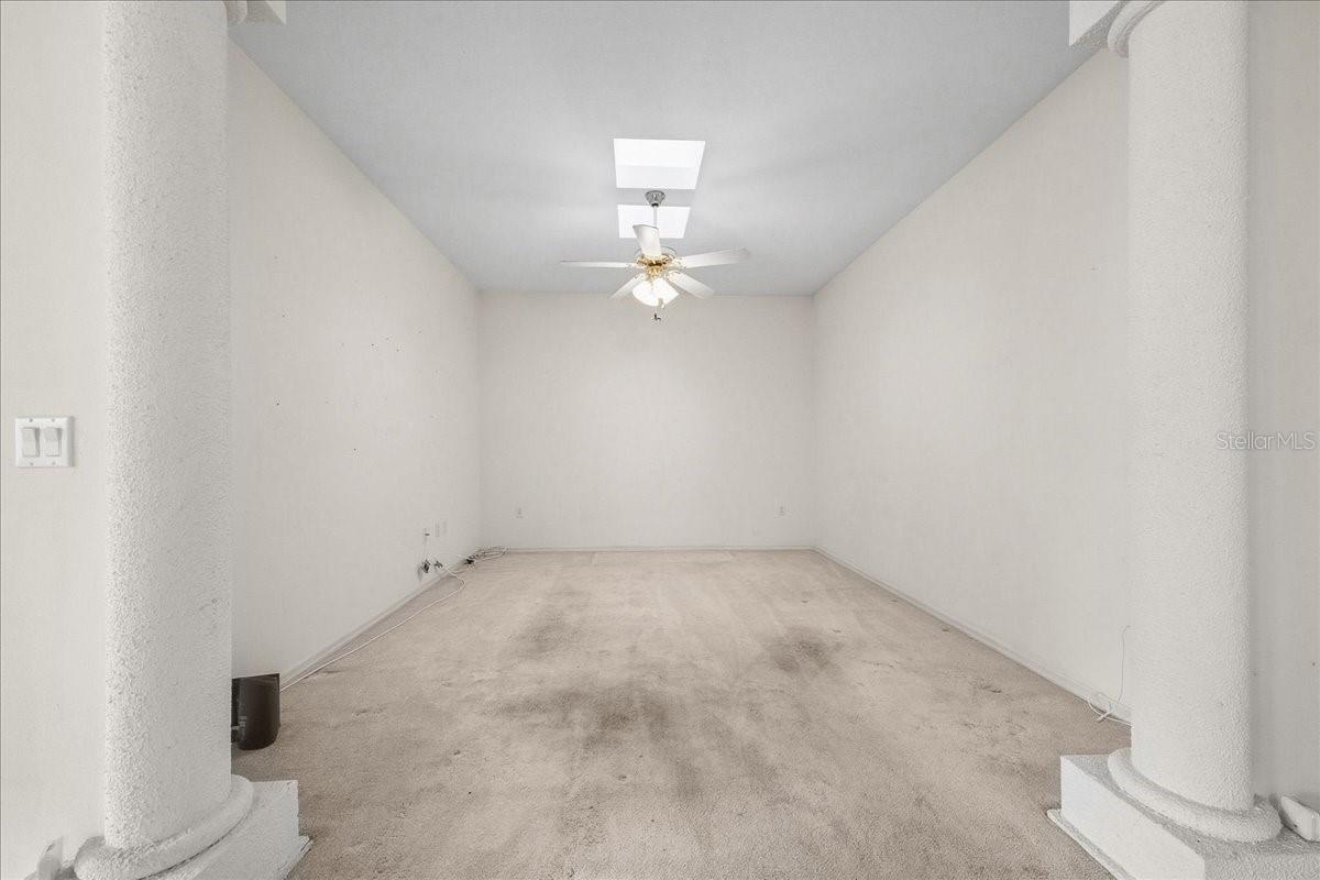 ROYAL OAKS FIRST ADD - Residential