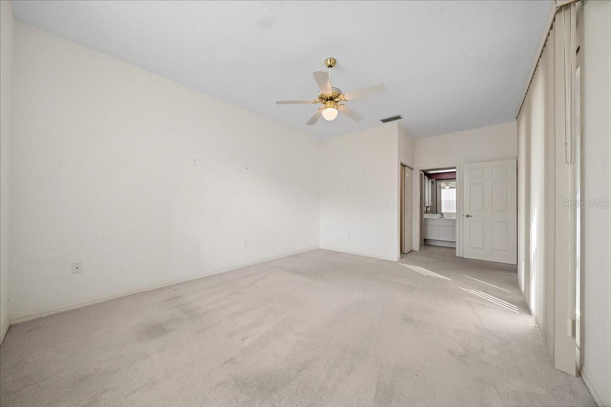 ROYAL OAKS FIRST ADD - Residential