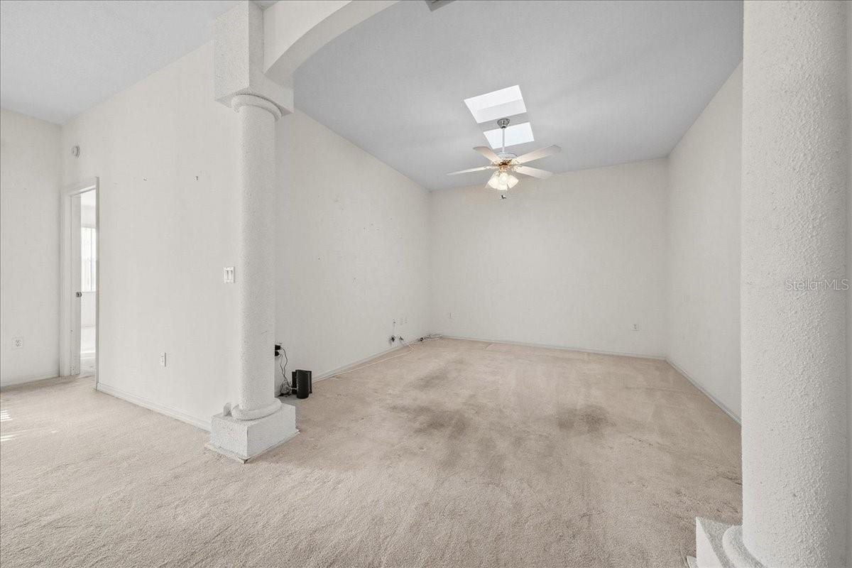 ROYAL OAKS FIRST ADD - Residential