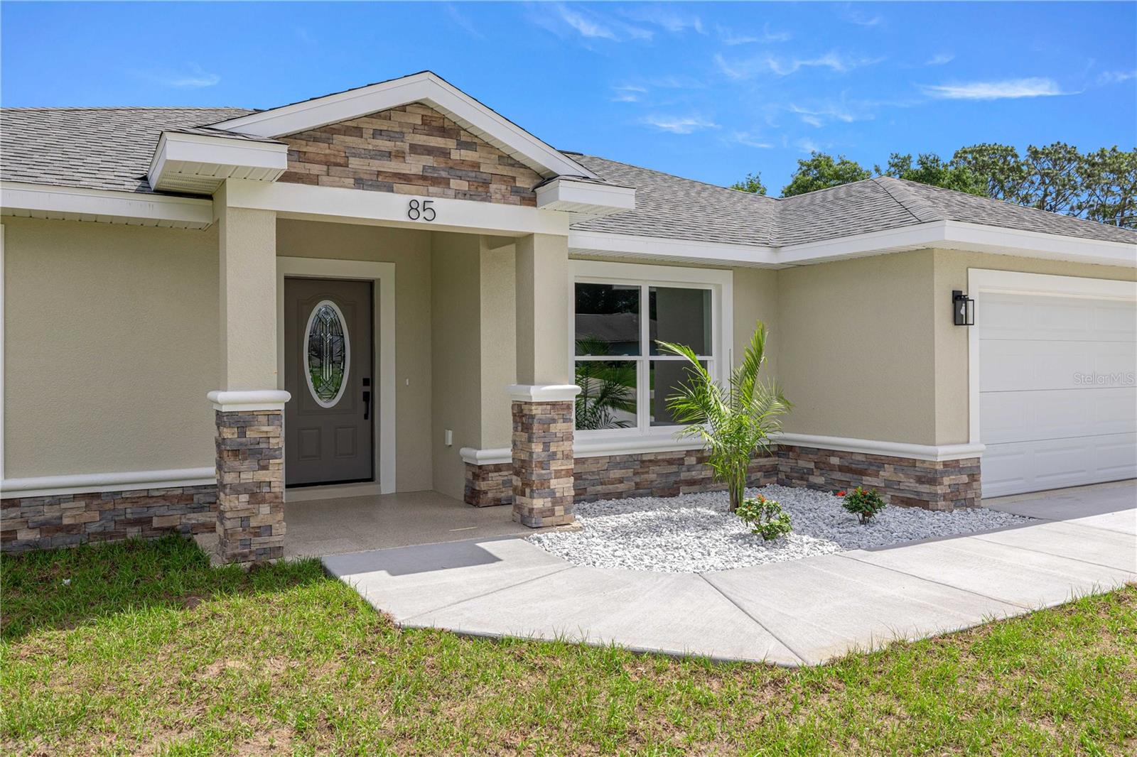 85 JUNIPER LOOP CIRCLE