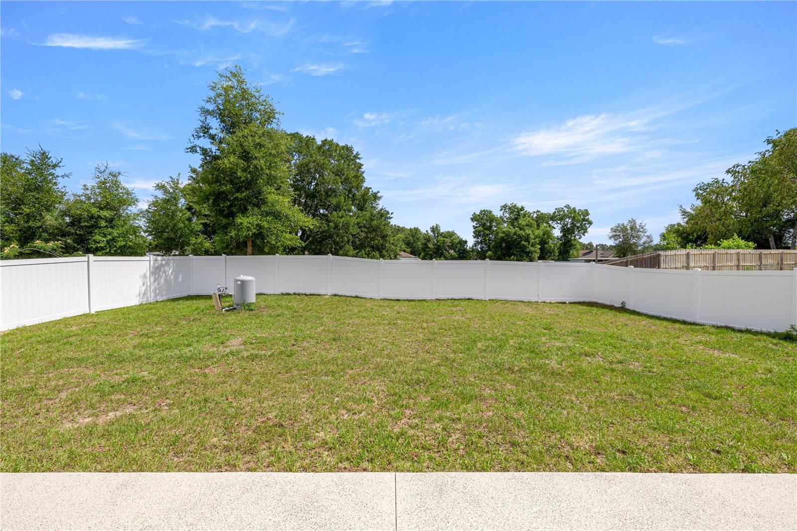 SILVER SPRINGS SHORES UN 24 - Residential