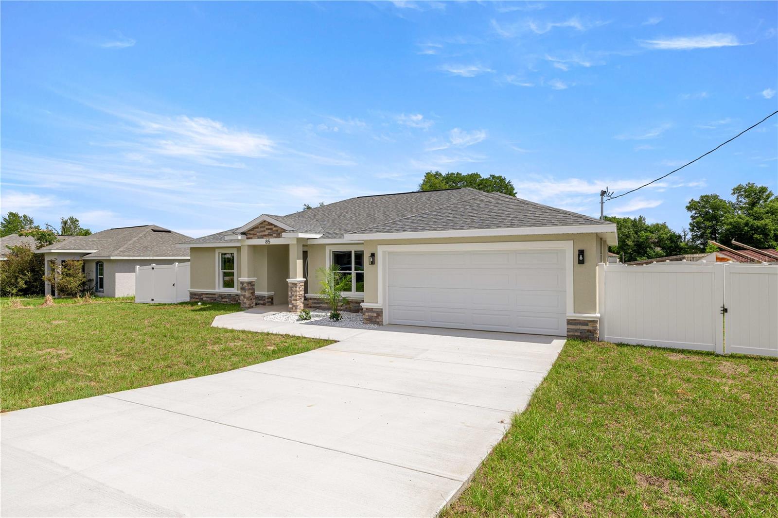 85 JUNIPER LOOP CIRCLE