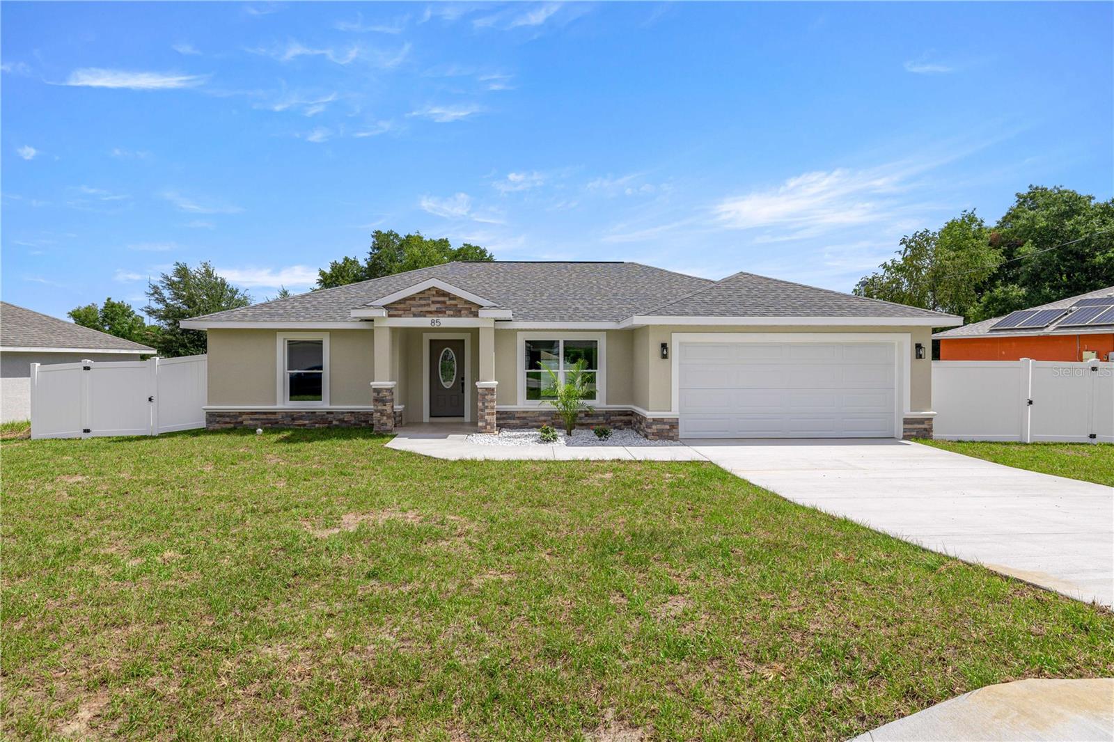 SILVER SPRINGS SHORES UN 24 - Residential