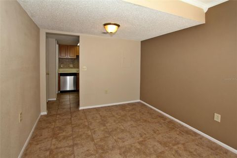 Condominium in ORLANDO FL 4269 SEMORAN BOULEVARD 6.jpg