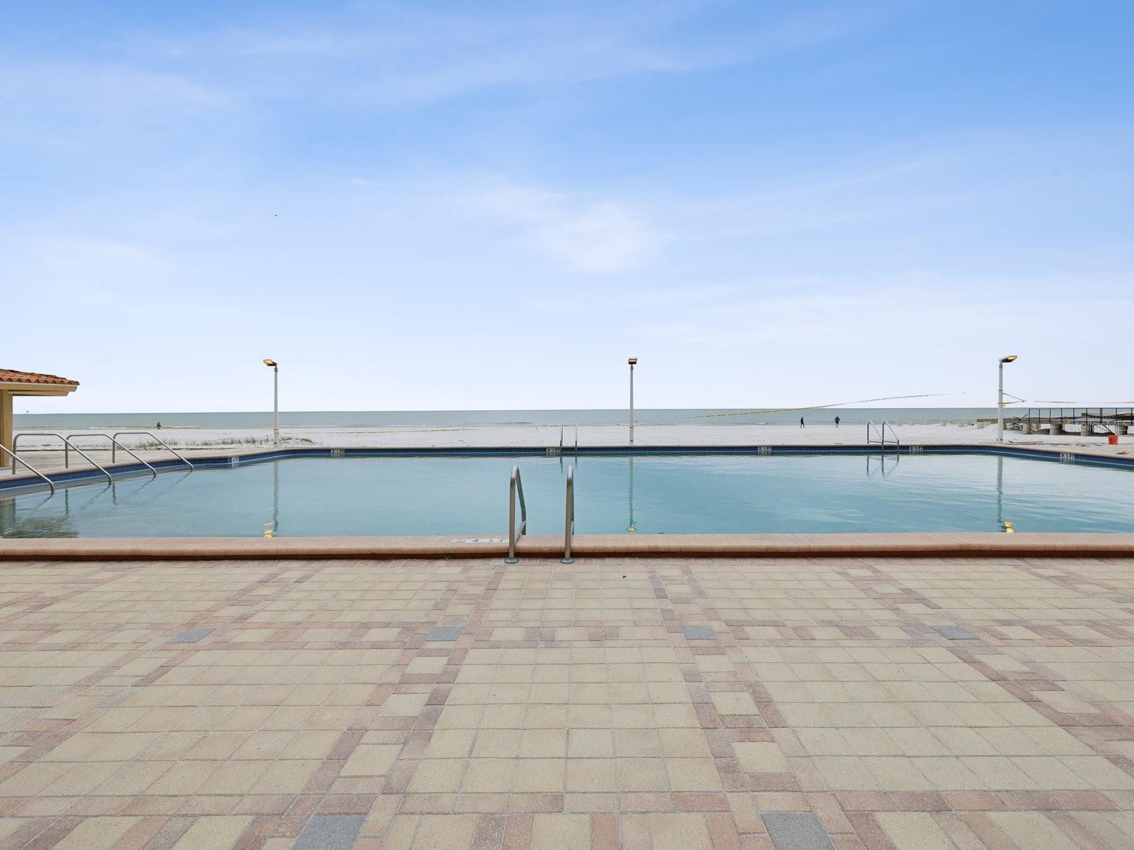 REGATTA BEACH CLUB CONDO - Residential