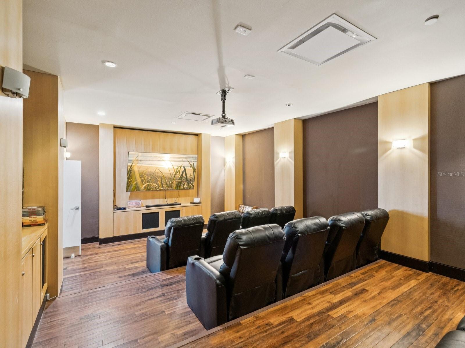 REGATTA BEACH CLUB CONDO - Residential