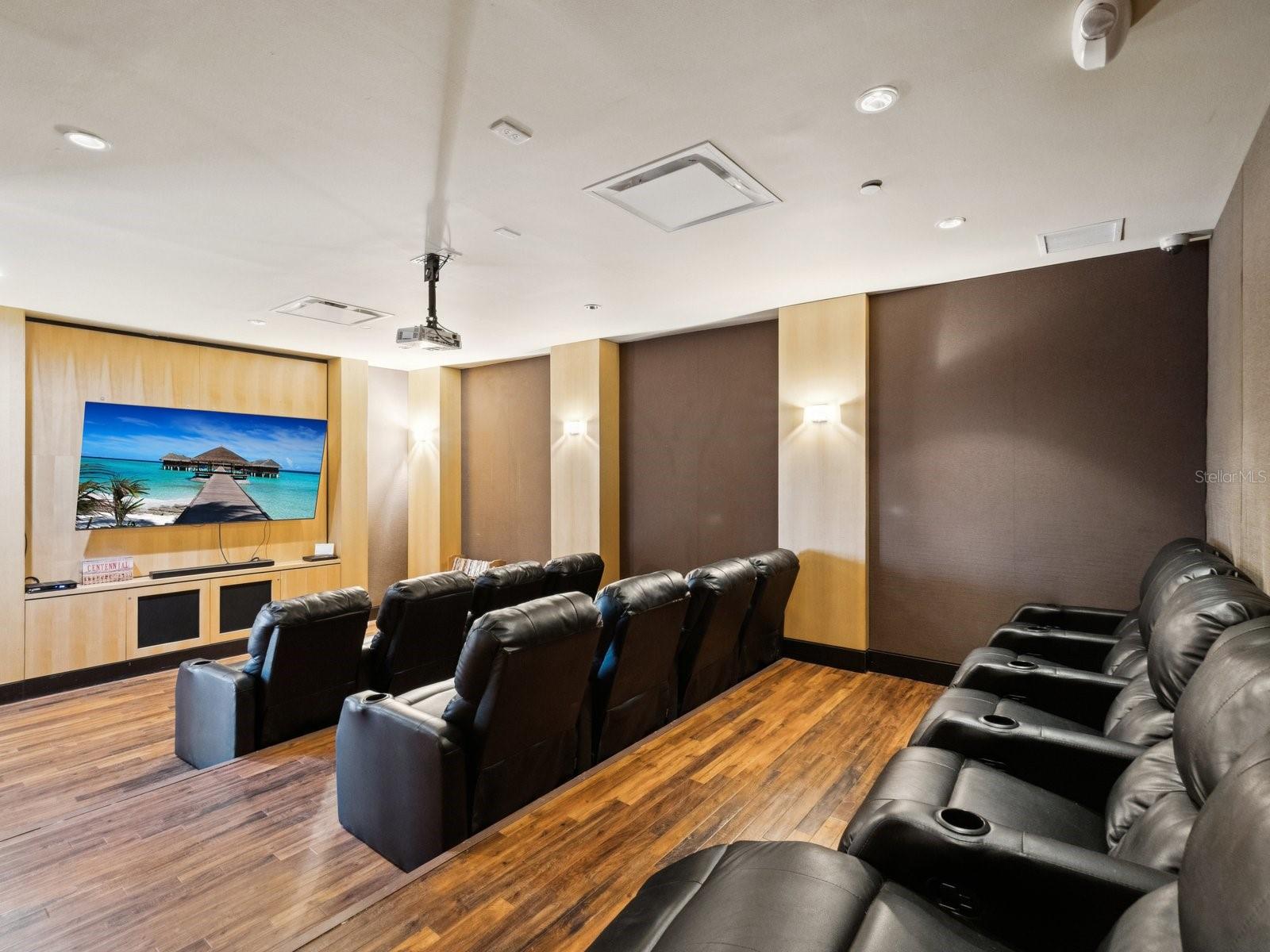 REGATTA BEACH CLUB CONDO - Residential