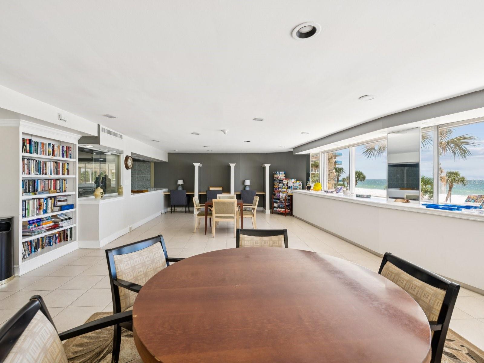 REGATTA BEACH CLUB CONDO - Residential