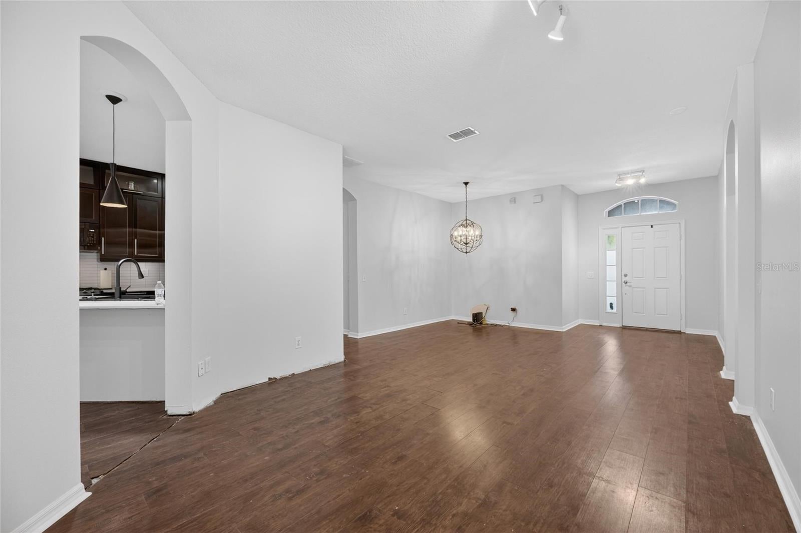 11901 NORTHUMBERLAND DRIVE