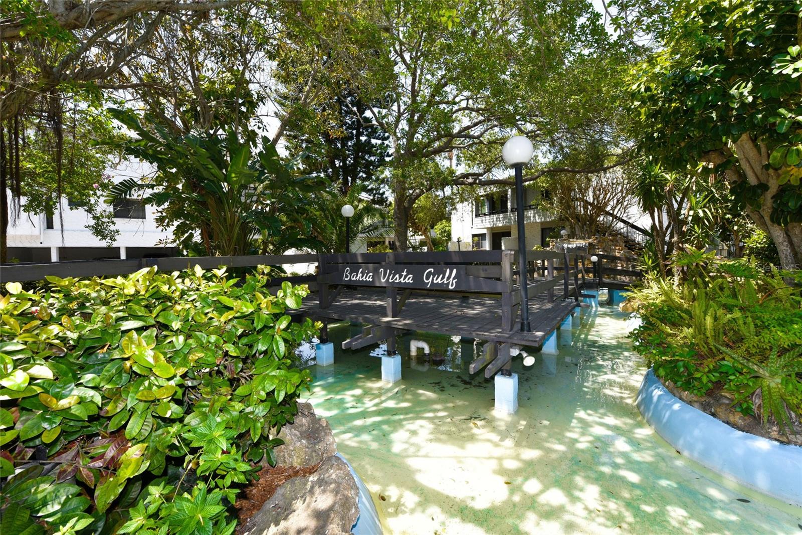 BAHIA VISTA GULF - Residential