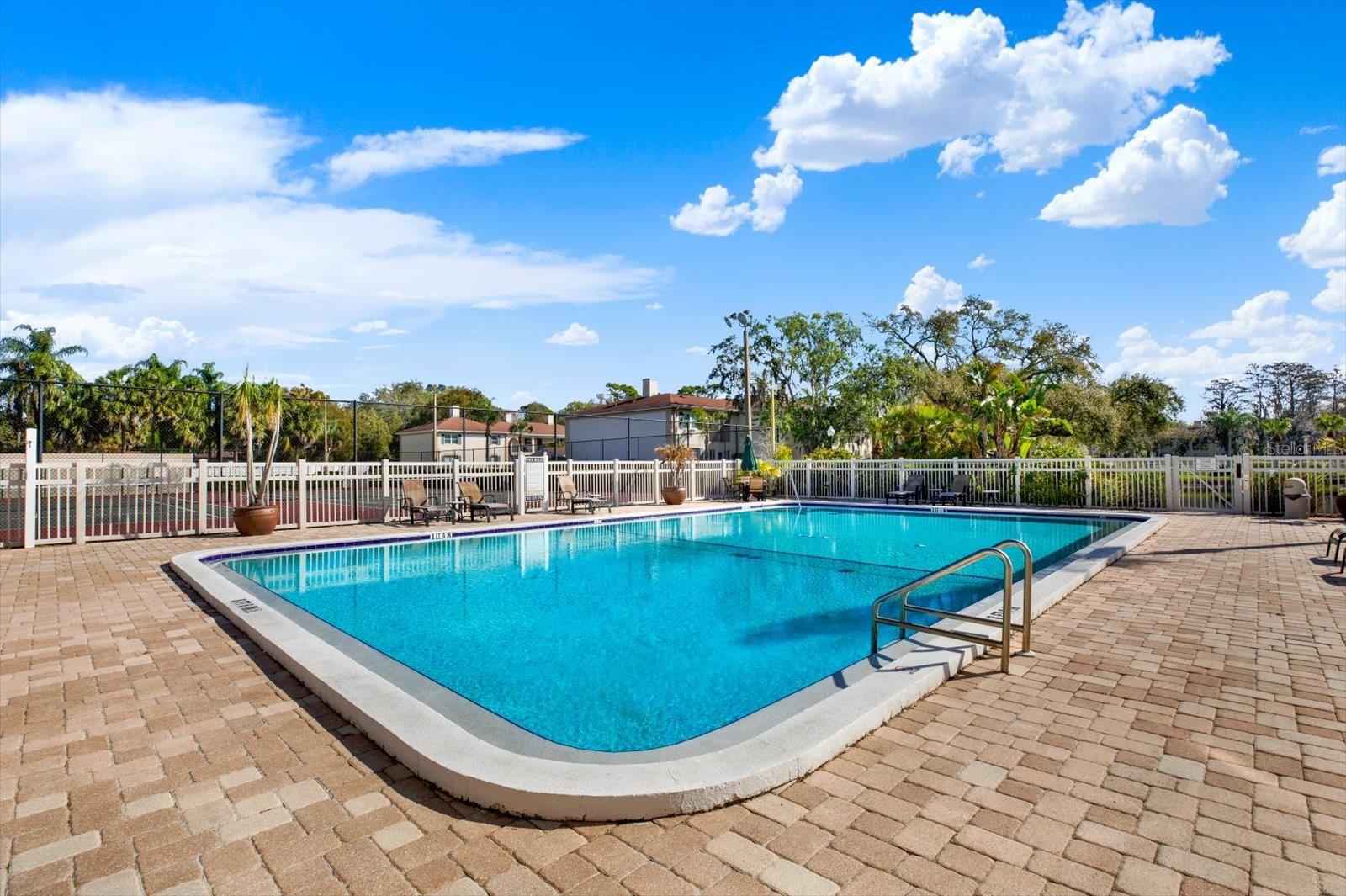 THE GRAND AT OLDE CARROLLWOOD - Residential