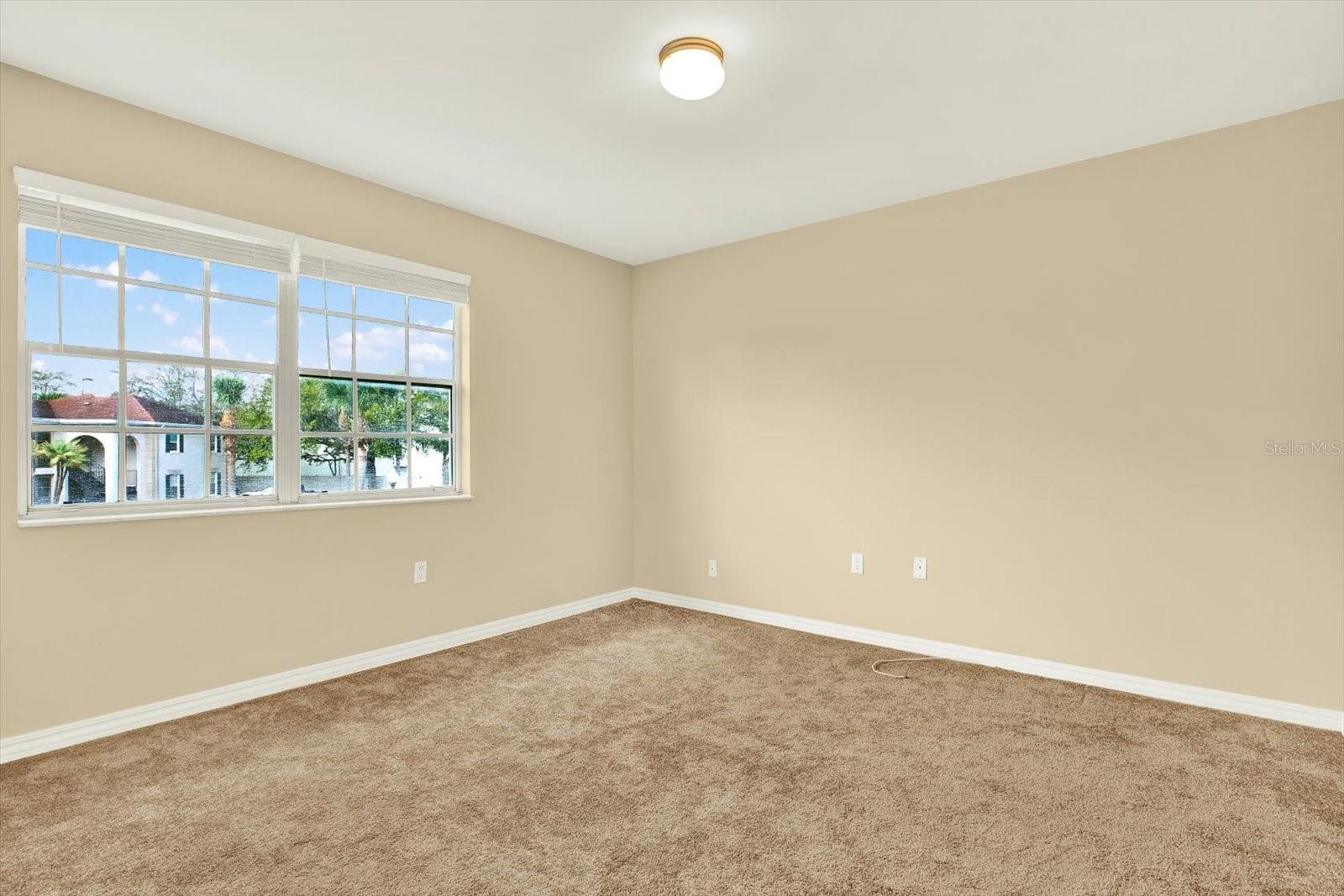 THE GRAND AT OLDE CARROLLWOOD - Residential