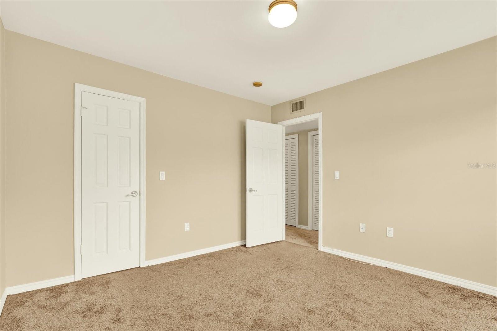 THE GRAND AT OLDE CARROLLWOOD - Residential