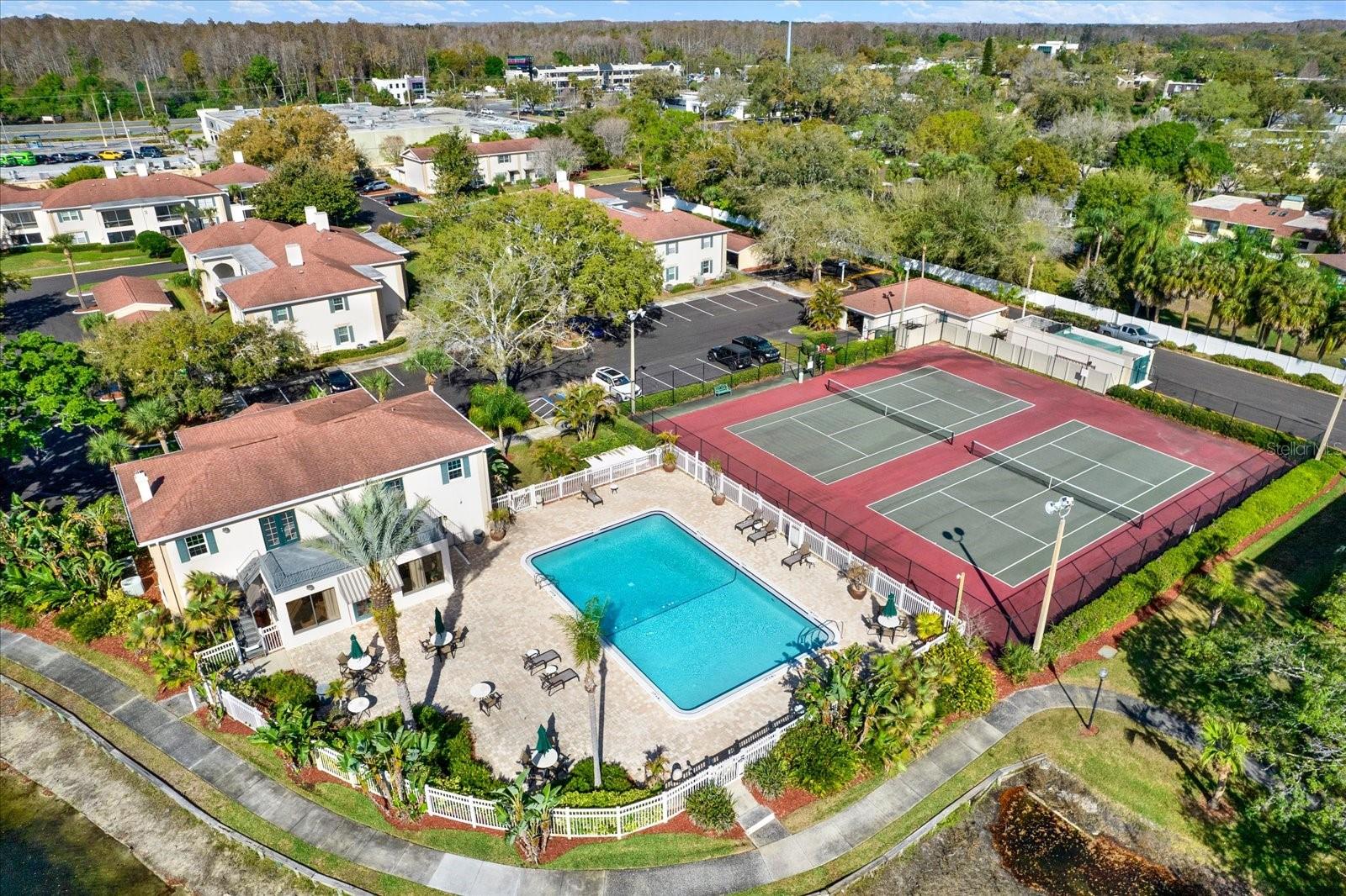 THE GRAND AT OLDE CARROLLWOOD - Residential