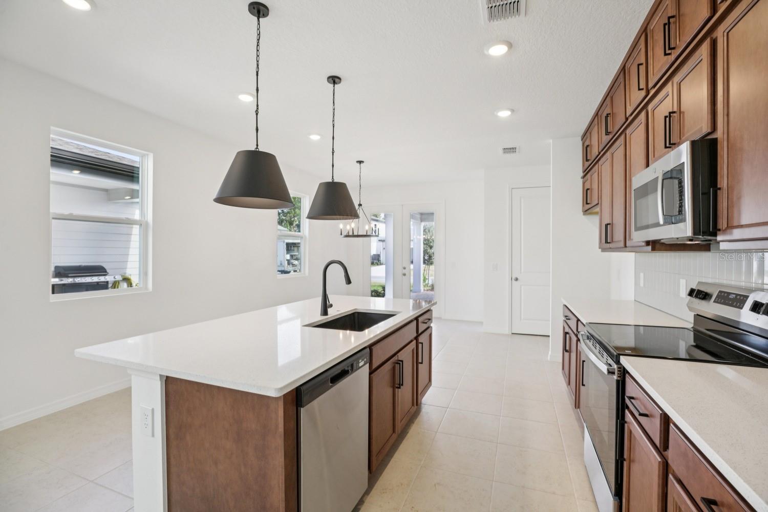 NORTHLAKE AT OVATION PHASE 2 & 3 - Residential