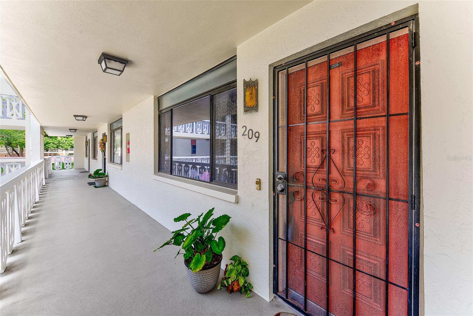 SEVILLE CONDO 8 - Residential