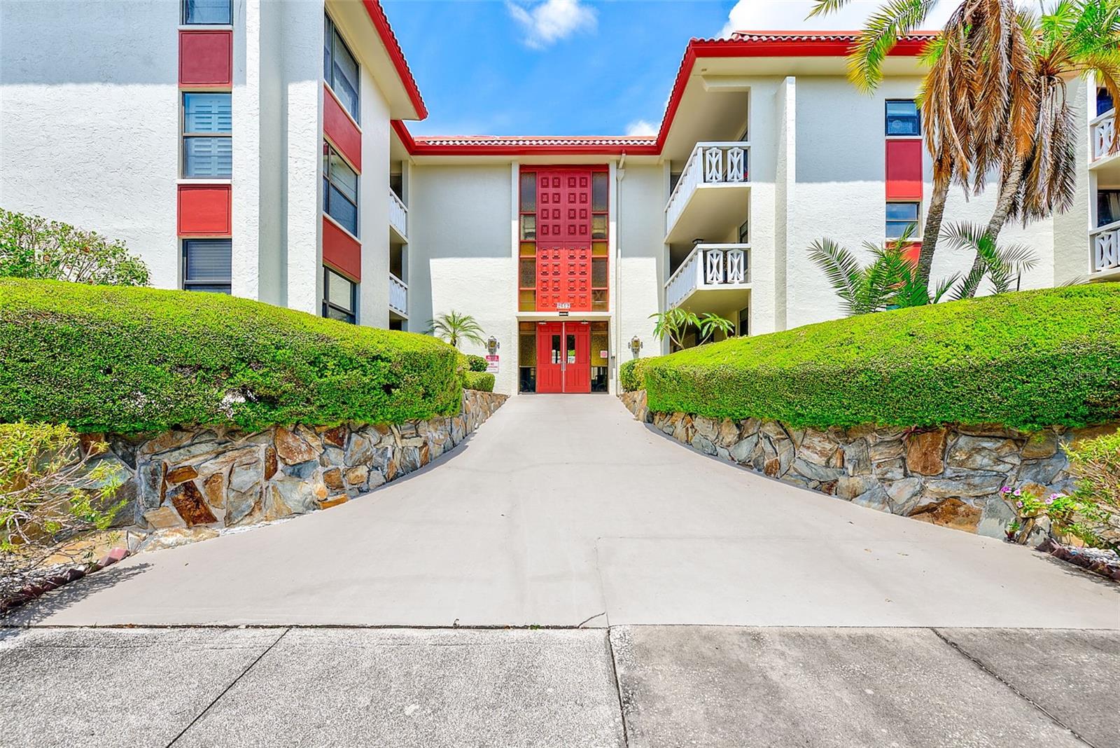 SEVILLE CONDO 8 - Residential