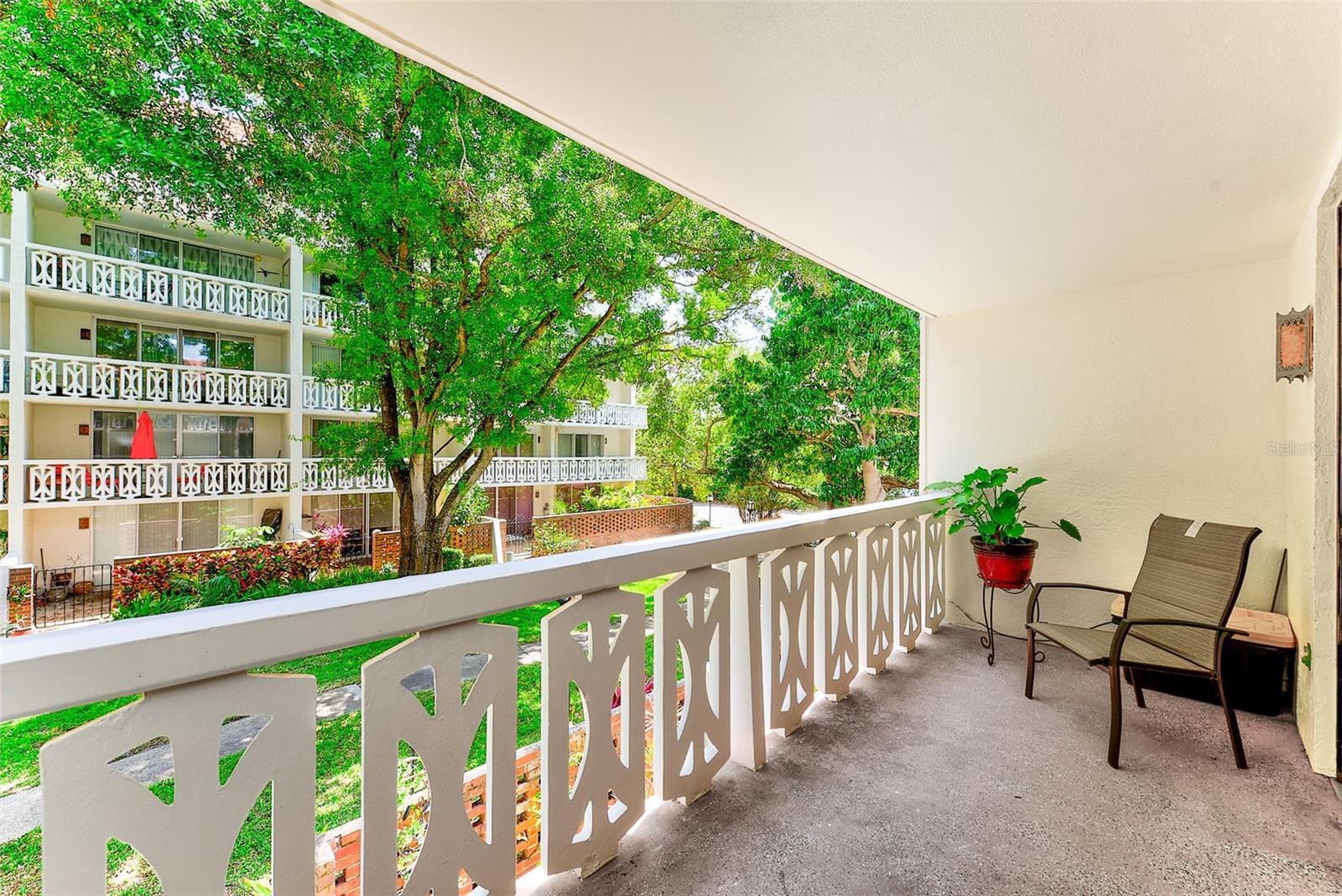 SEVILLE CONDO 8 - Residential