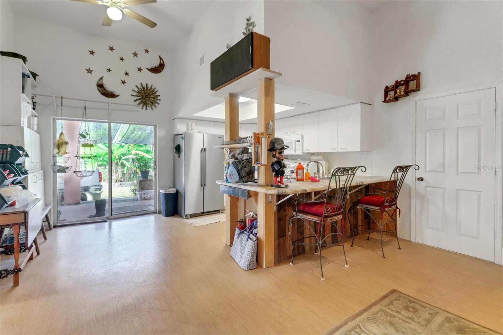 ACREAGE HEADER - Residential