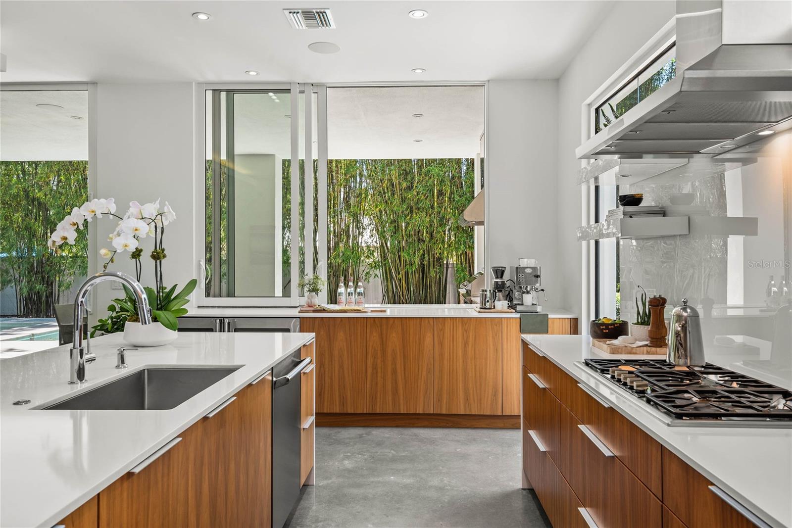 TEMPLE ESTATES - Residential