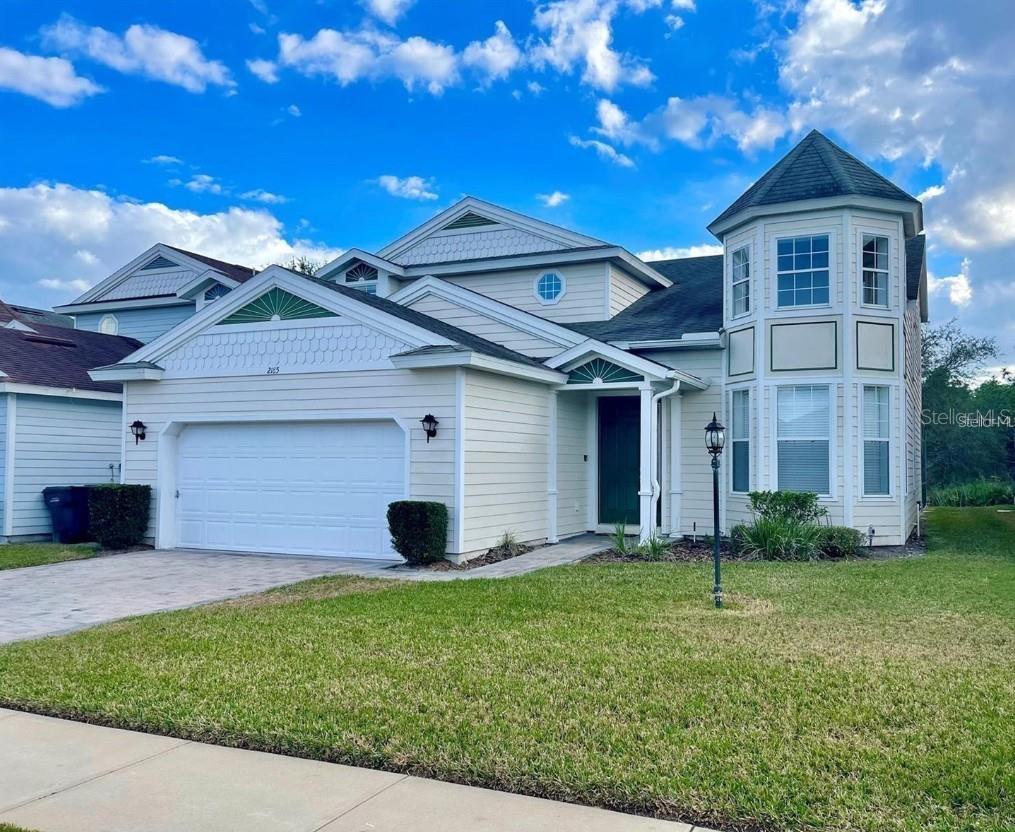 Photo of 2185 Victoria Drive, Davenport, FL 33837 (MLS # L4964467)