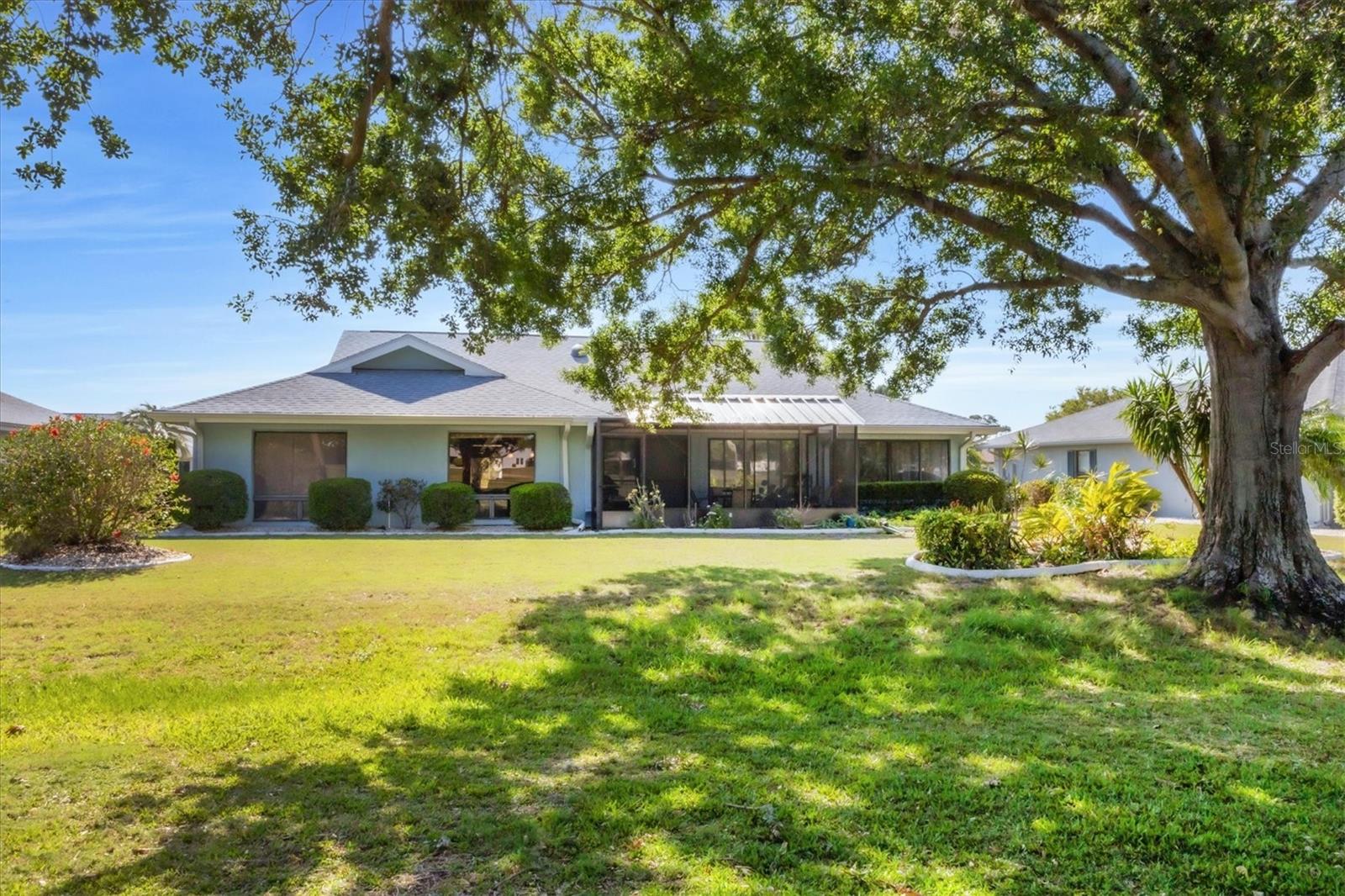 1909 E VIEW DRIVE