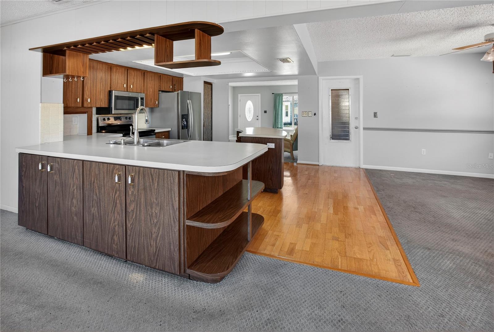 SPRINGWOOD VILLAS - Residential