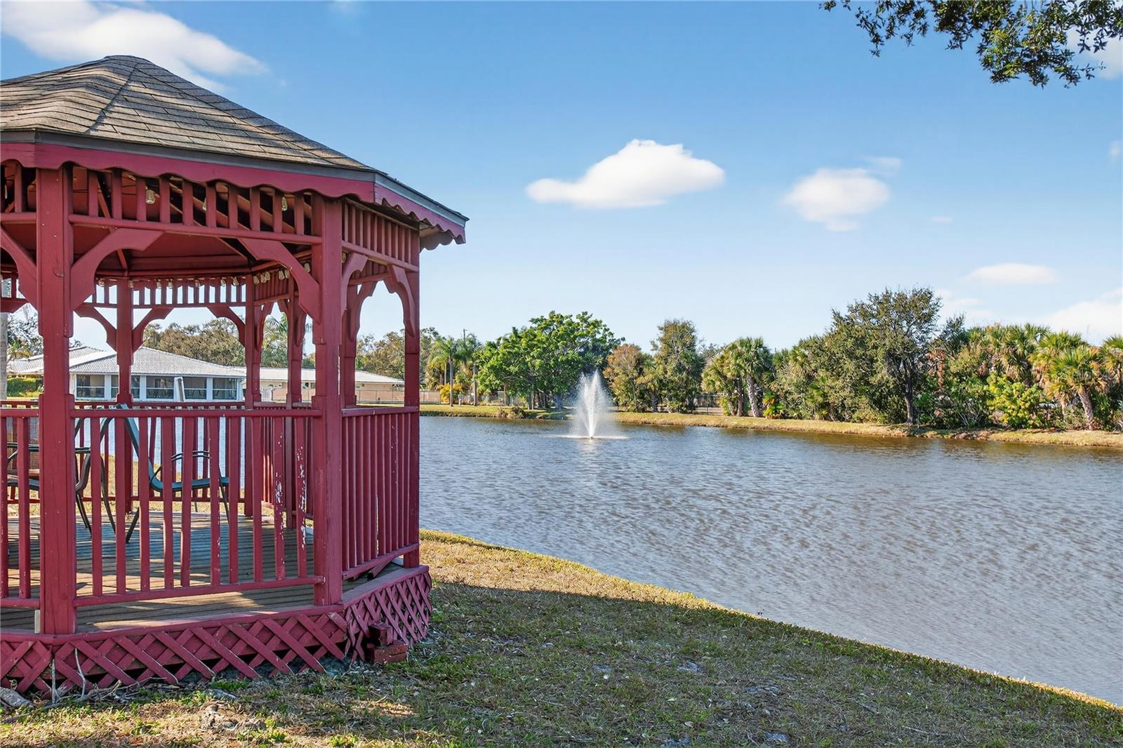 SPRINGWOOD VILLAS - Residential