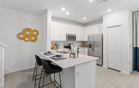 Tiny photo for 3639 SE 37th Road, Ocala, FL 34480 (MLS # O6395917)