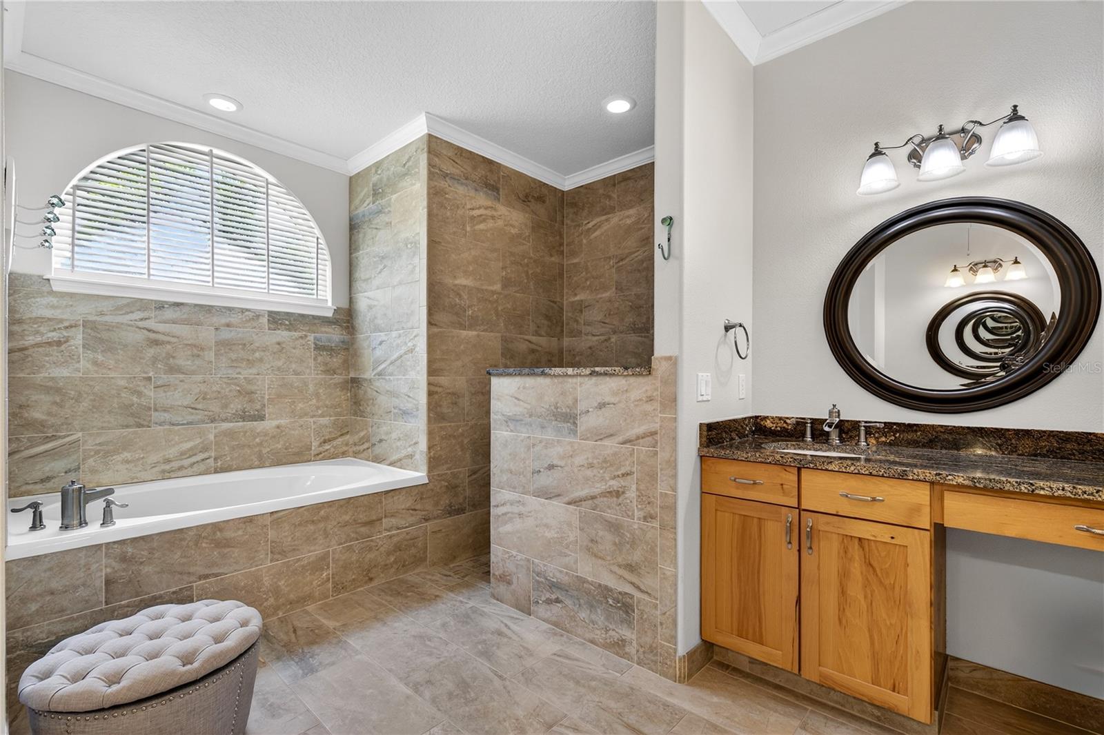 PALISADES PH 02E LT 208 - Residential