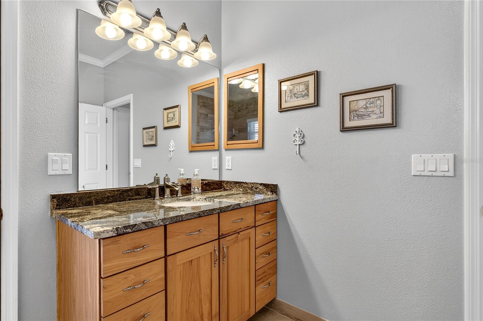 PALISADES PH 02E LT 208 - Residential