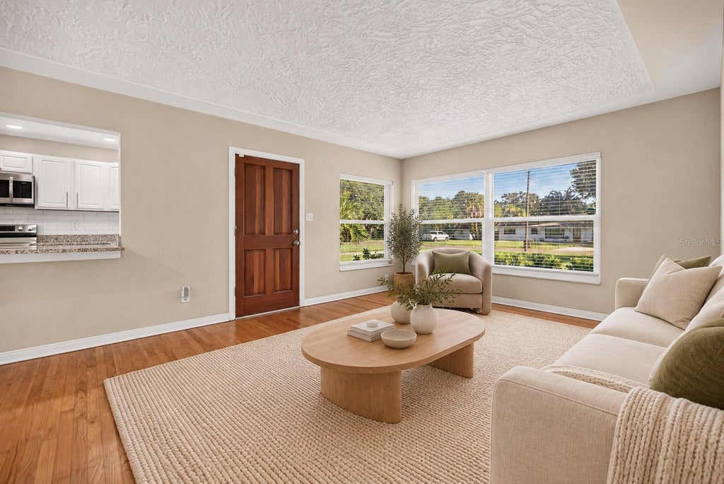 Photo of 7116 Date Palm Avenue S, St Petersburg, FL 33707 (MLS # TB8558251)