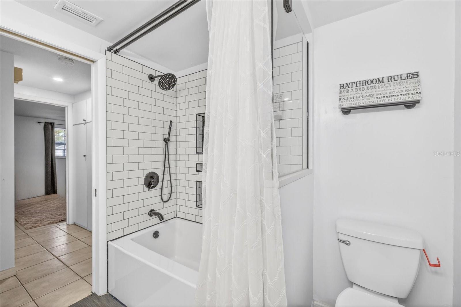 FOREST HILLS - Residential