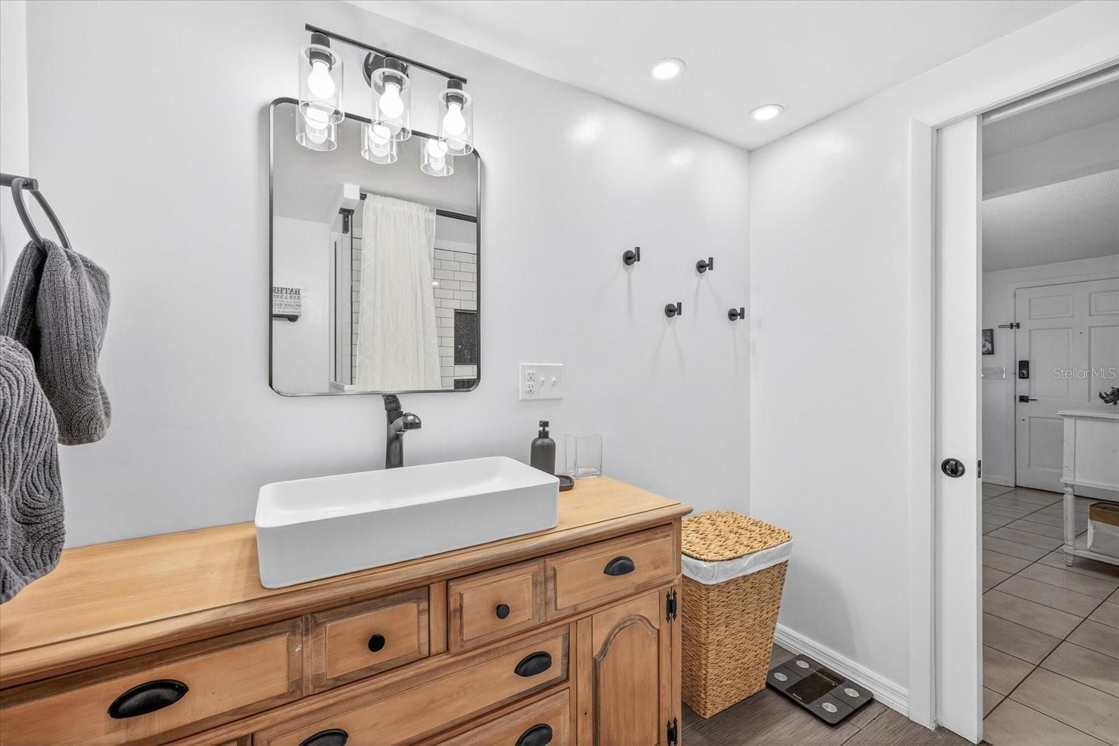 FOREST HILLS - Residential