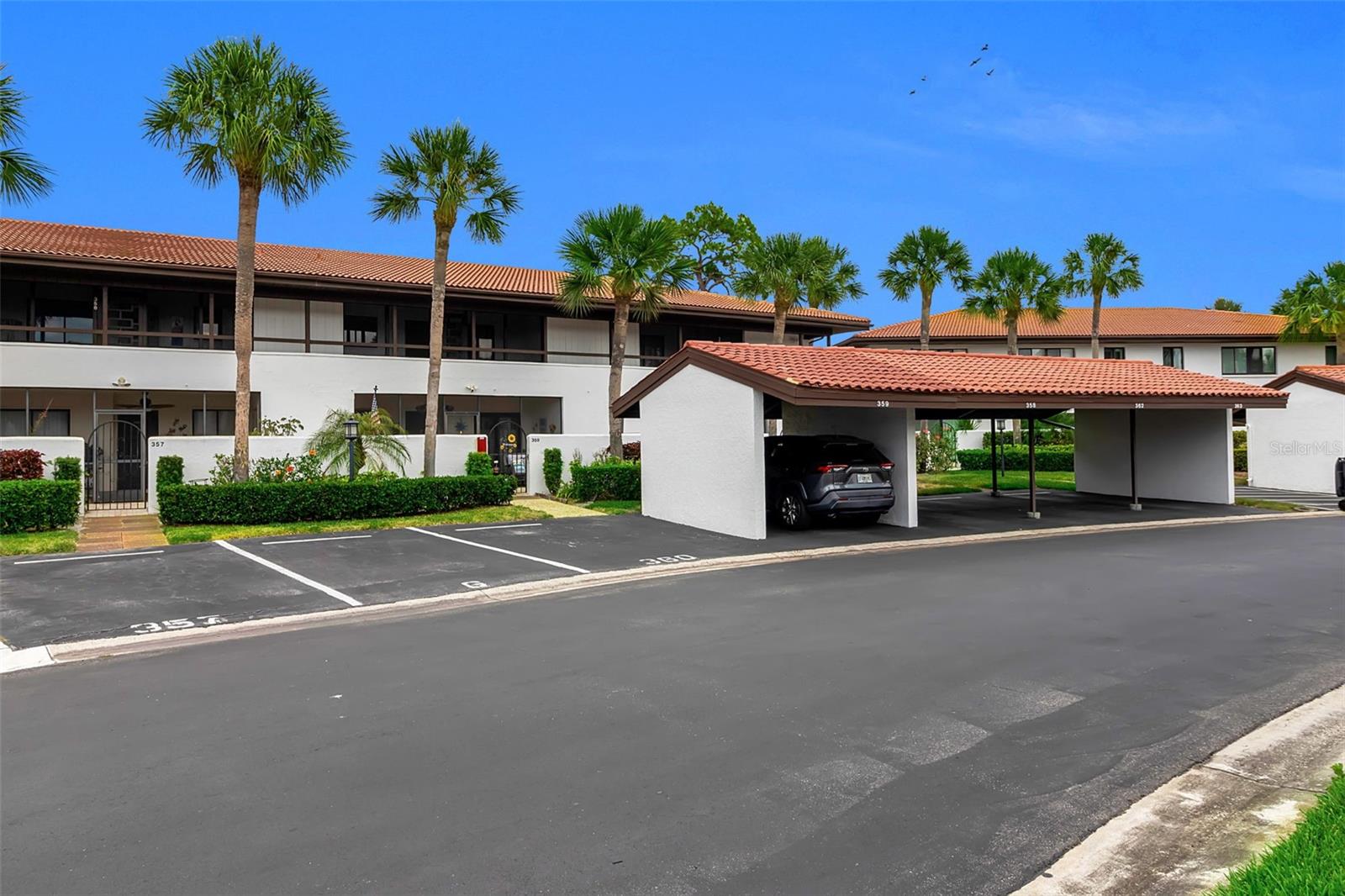 3500 EL CONQUISTADOR PARKWAY 360