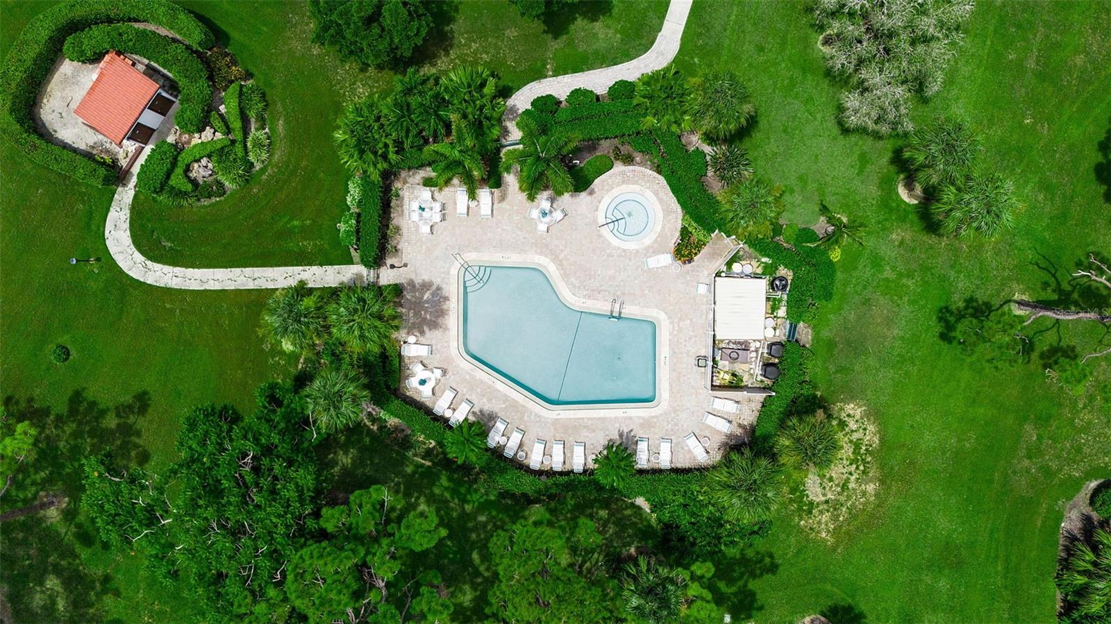 VALENCIA GARDEN - Residential