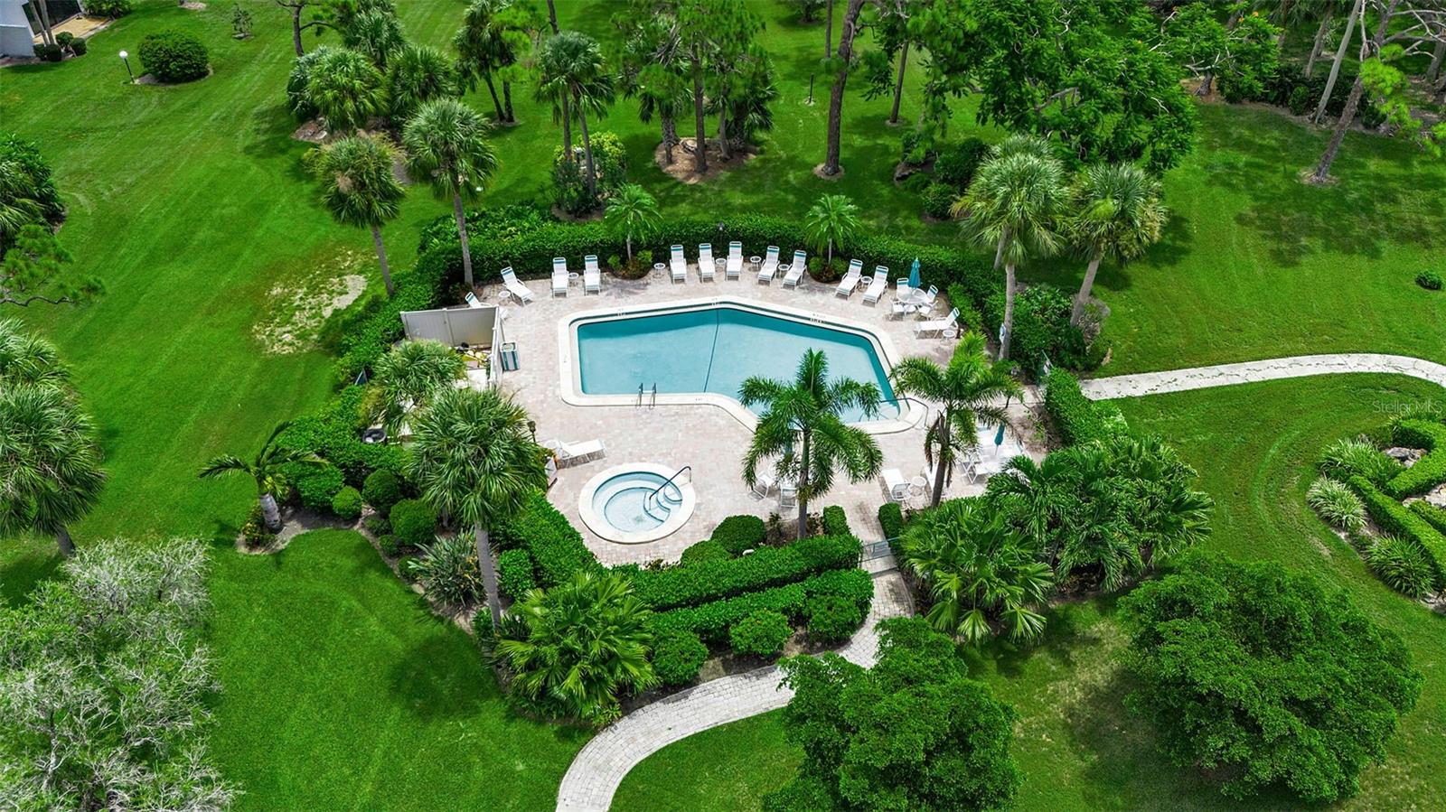 VALENCIA GARDEN - Residential