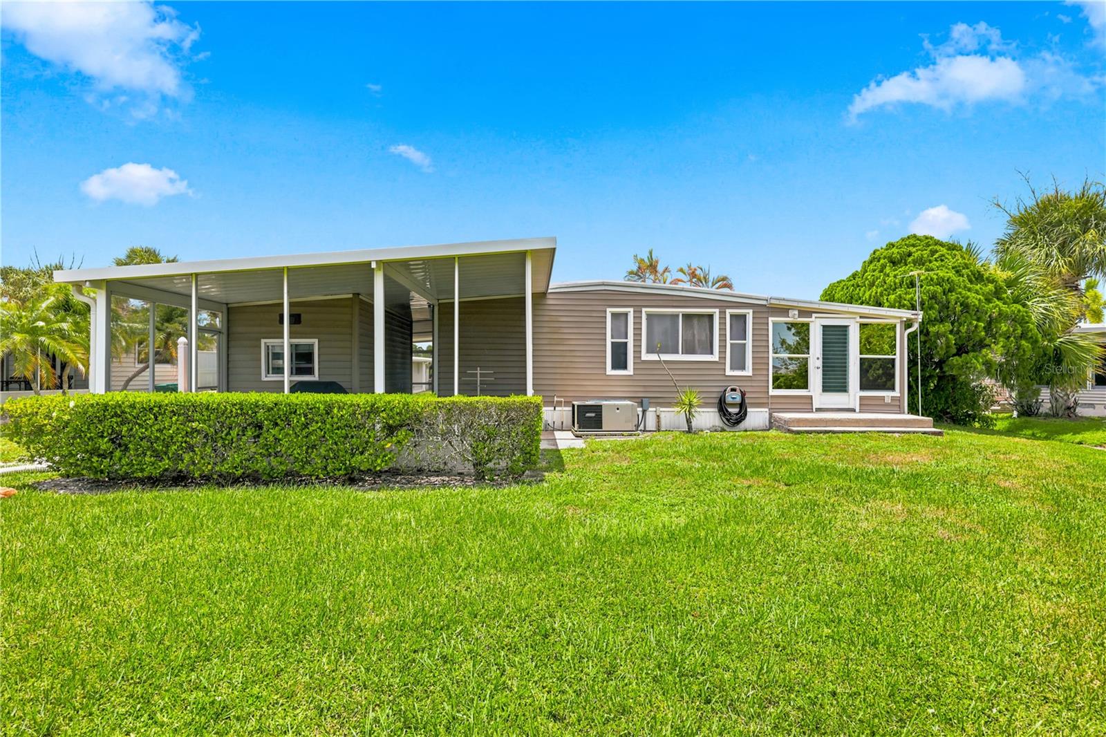 2100 KINGS HIGHWAY 378