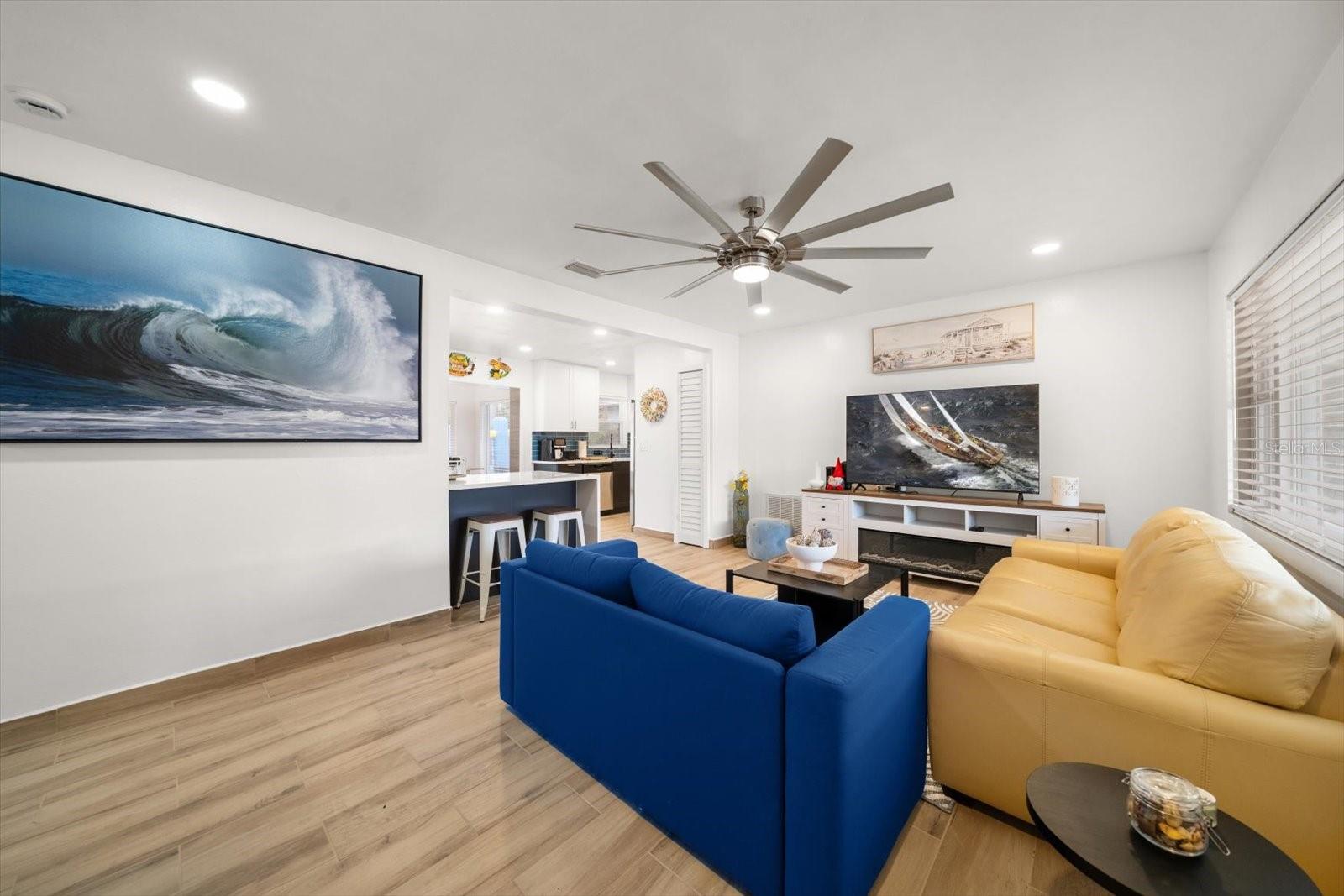 CARLOUEL SUB - Residential Lease