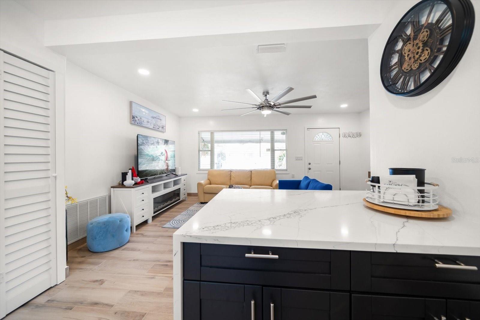 CARLOUEL SUB - Residential Lease