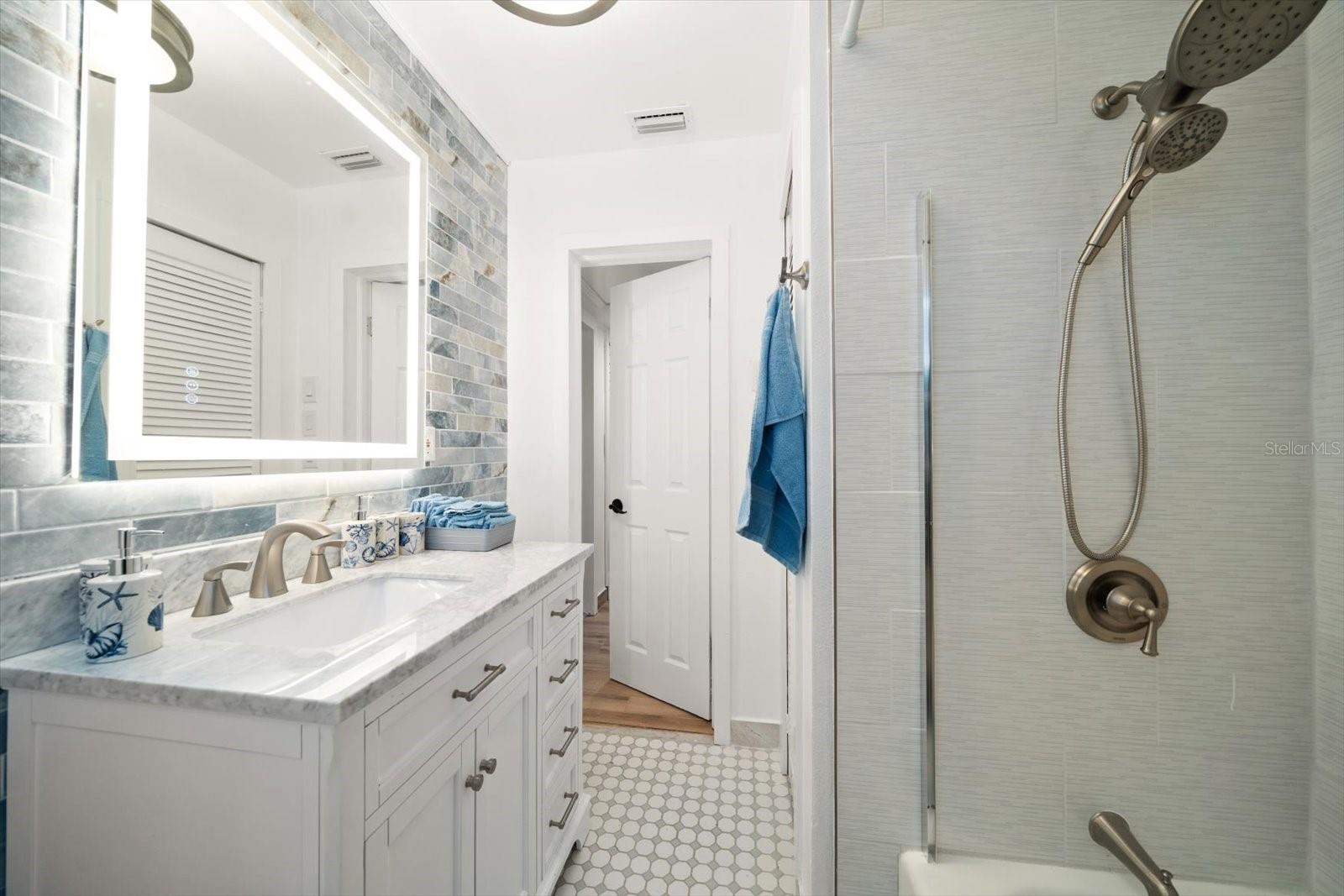 CARLOUEL SUB - Residential Lease