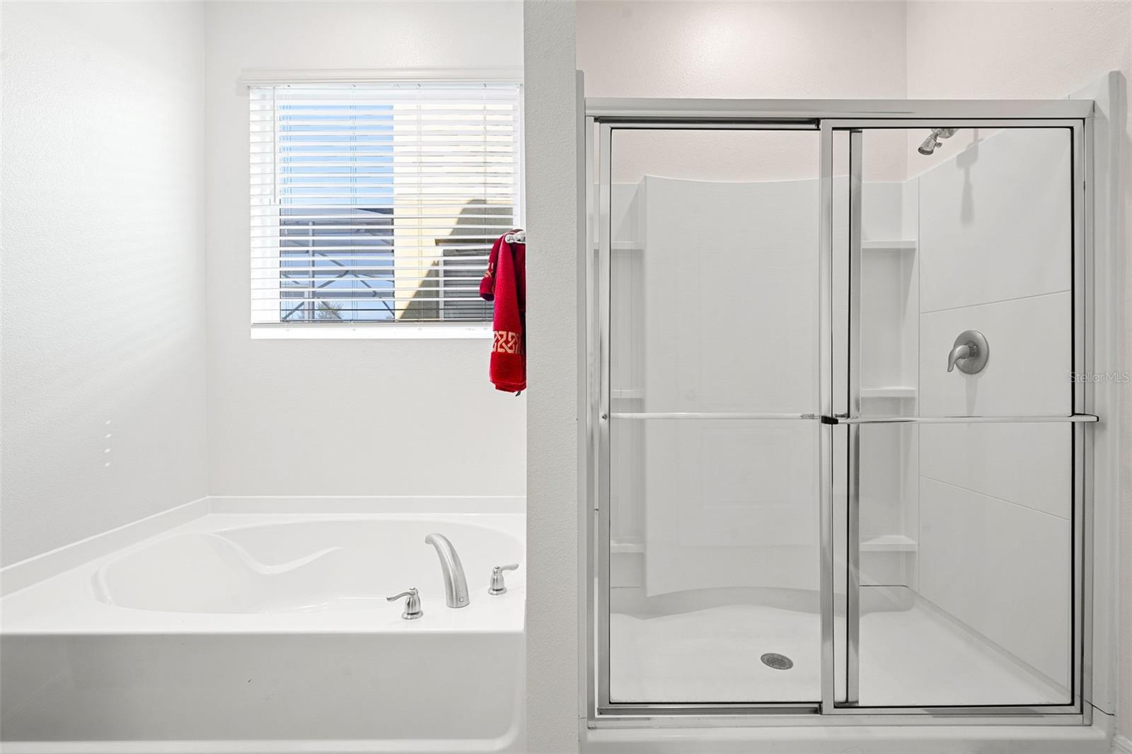 SOLTERRA PH 2D - Residential