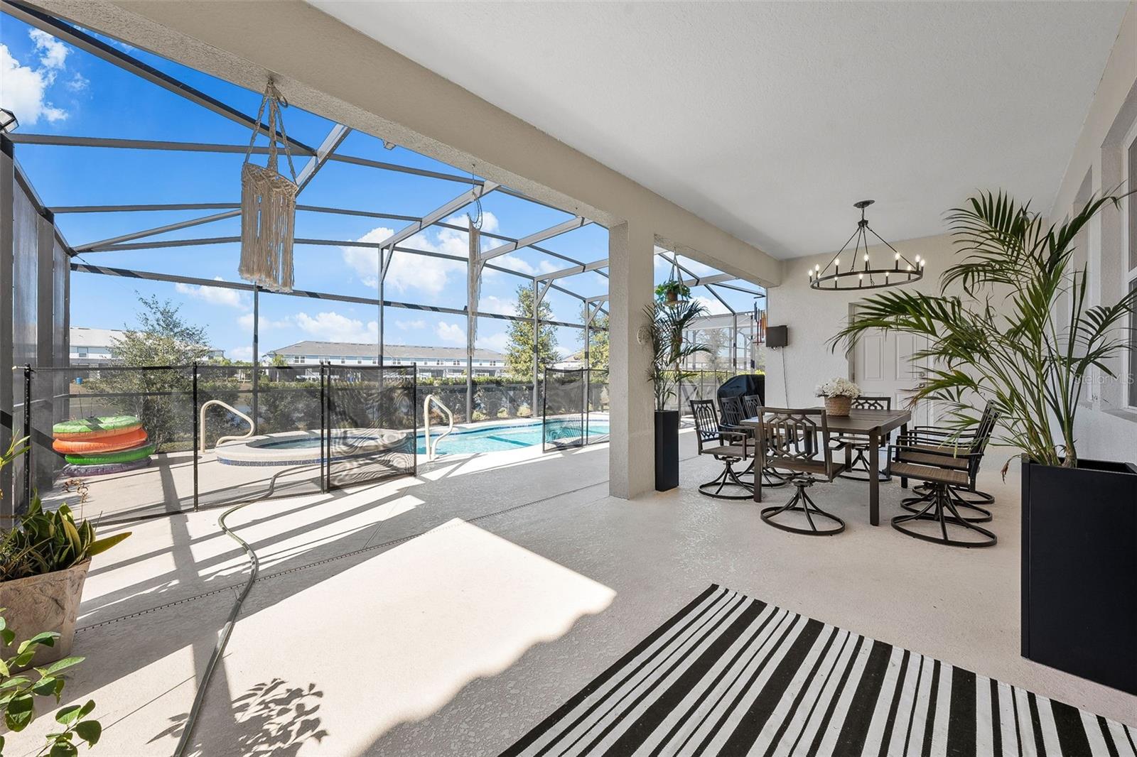 SOLTERRA PH 2D - Residential