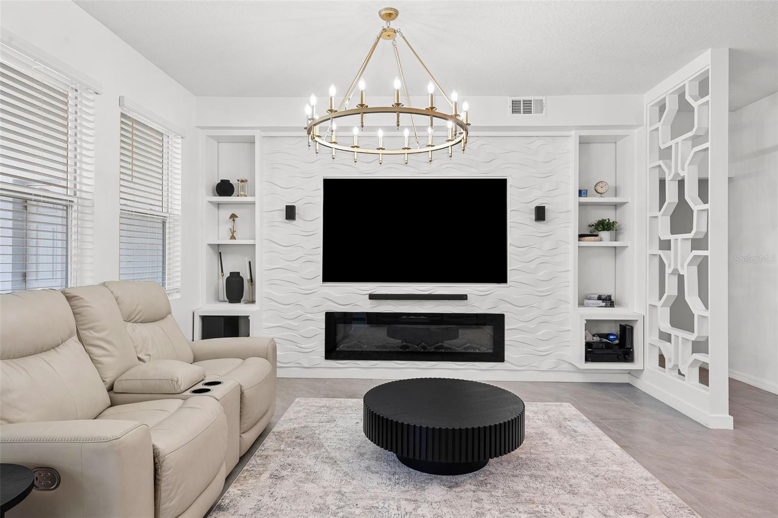 SOLTERRA PH 2D - Residential