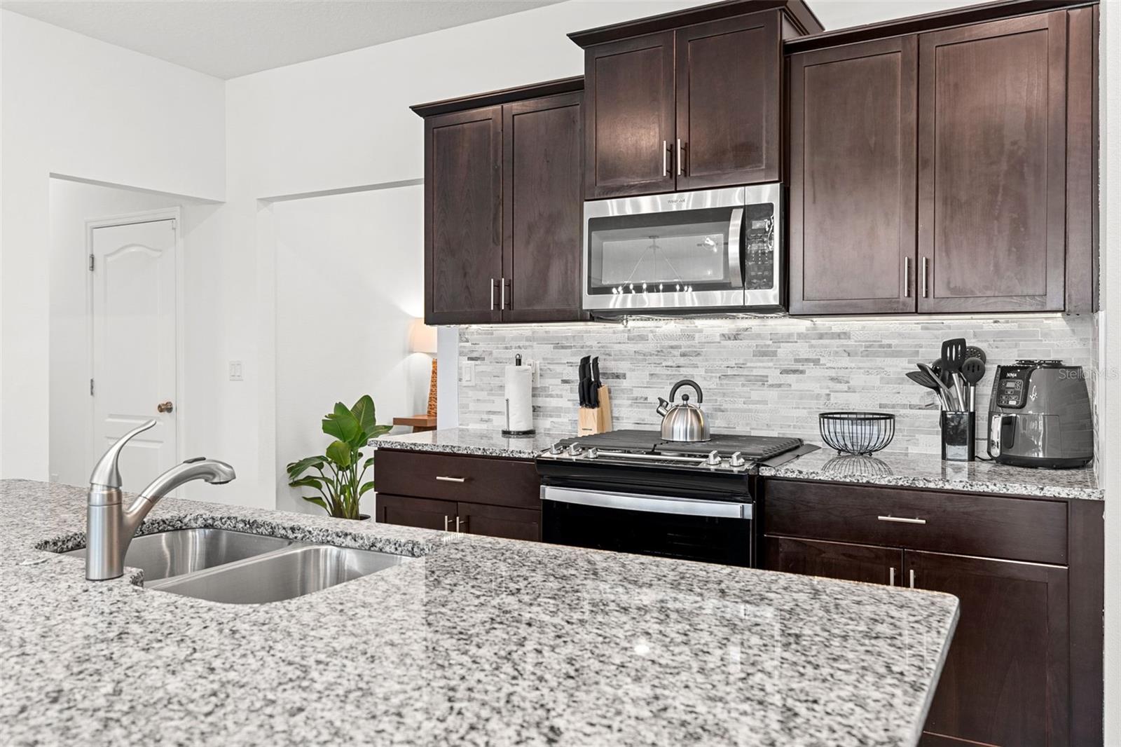 SOLTERRA PH 2D - Residential