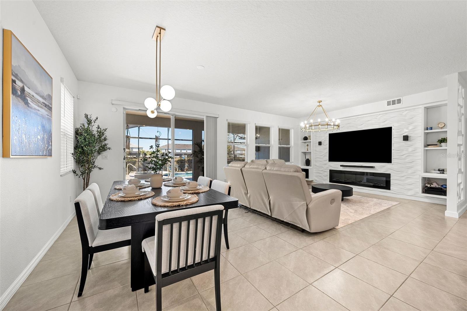 SOLTERRA PH 2D - Residential